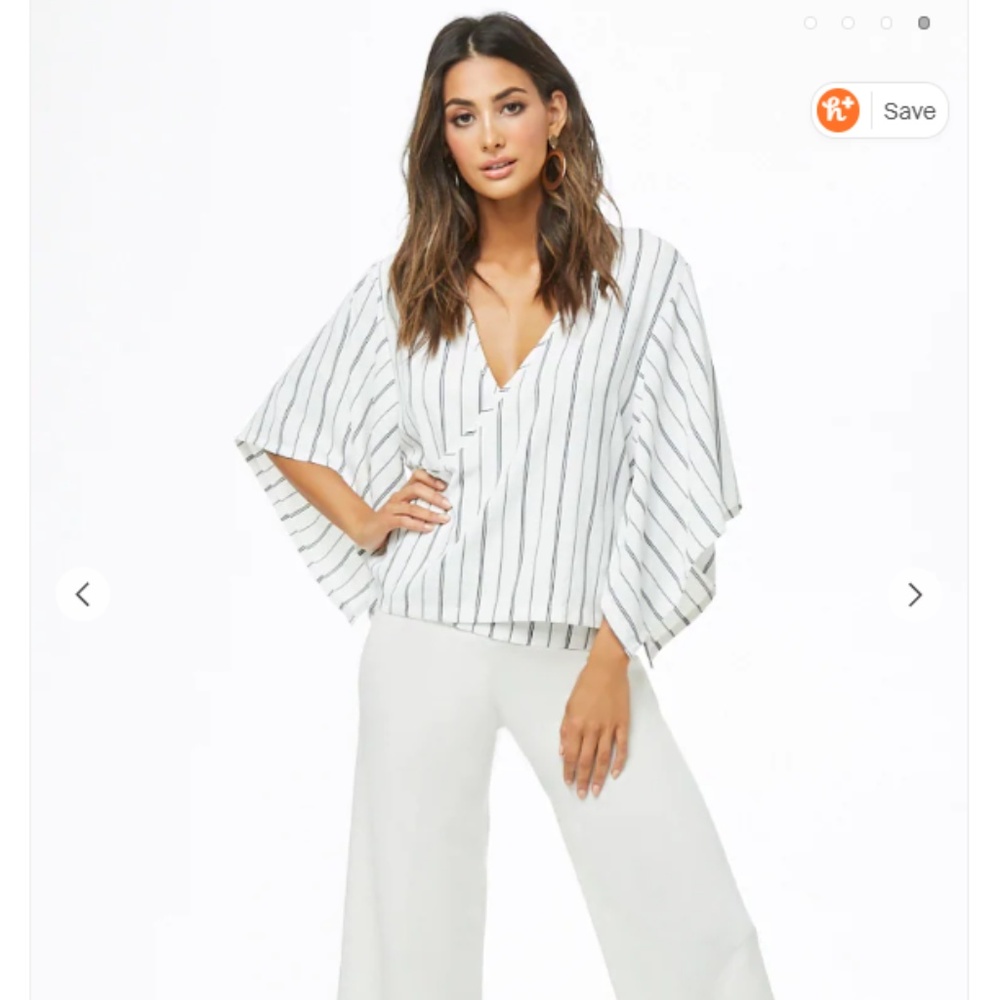 Blouse with wide sleeves